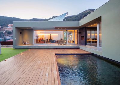 vista exterior desde la piscina de la casa